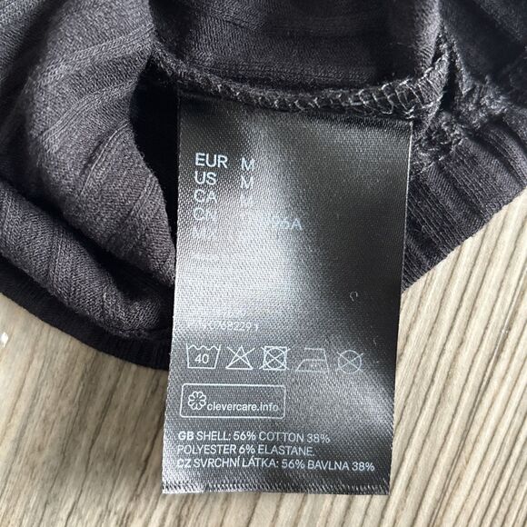 NWT H&M Off The Shoulder Long Sleeve Button Ribbed Shirt Size Medium - Picture 9 of 10